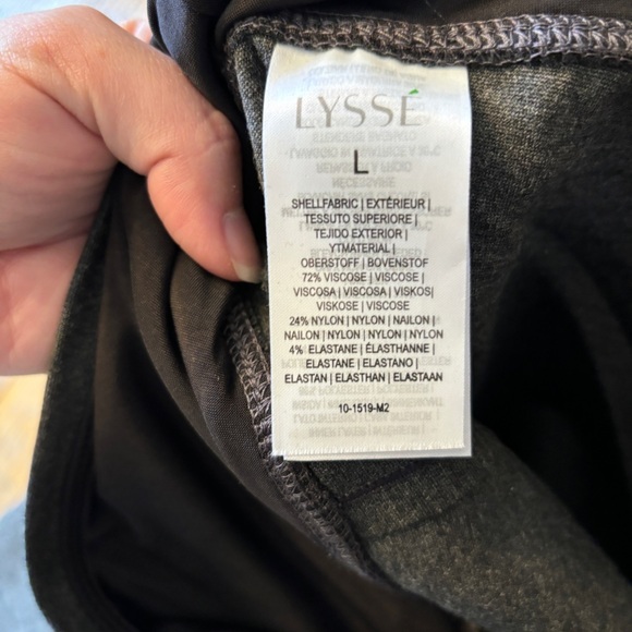 NWT Lyssé Laura Legging - Picture 8 of 8